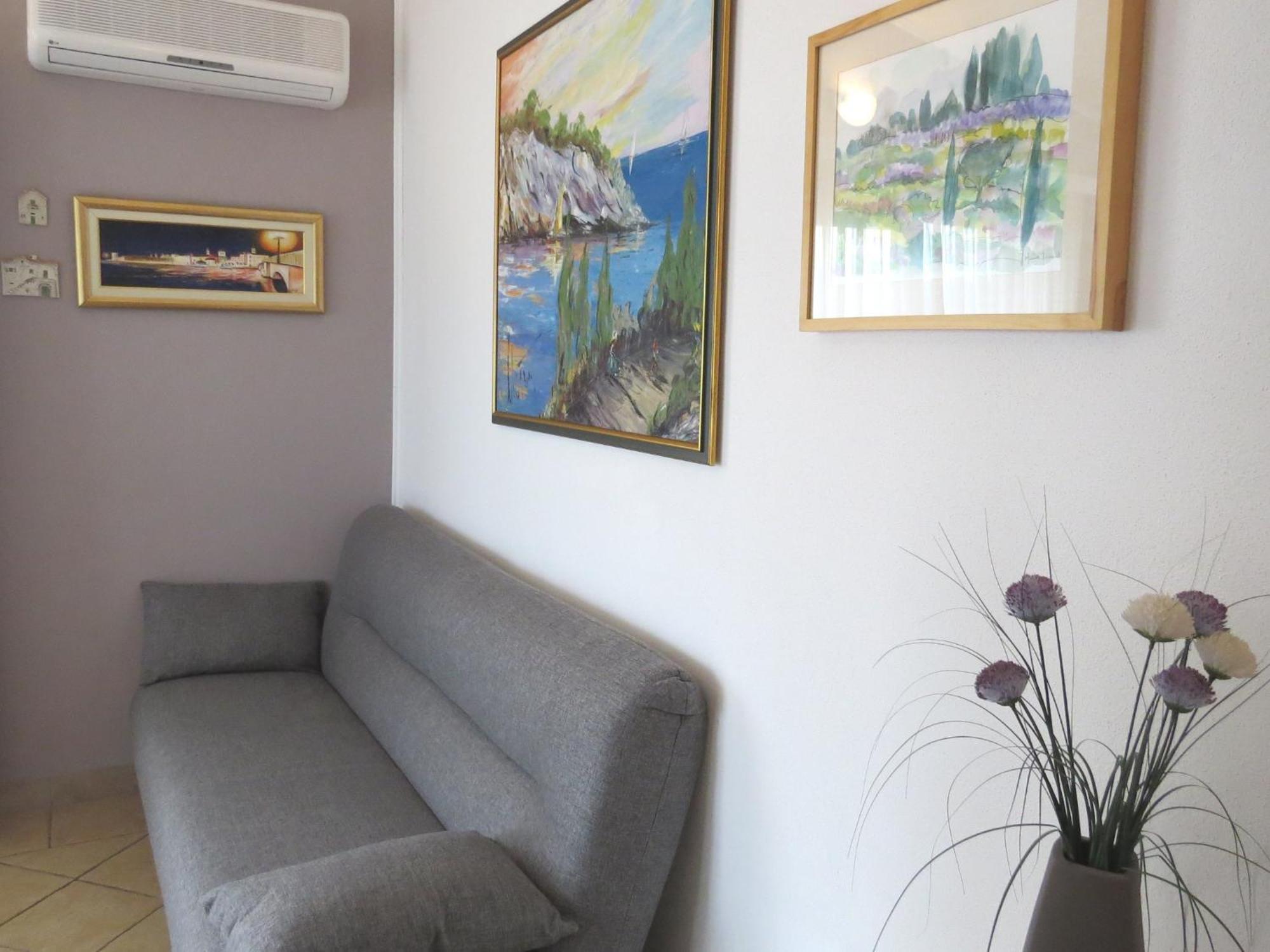 Apartments Barba Trogir Rum bild
