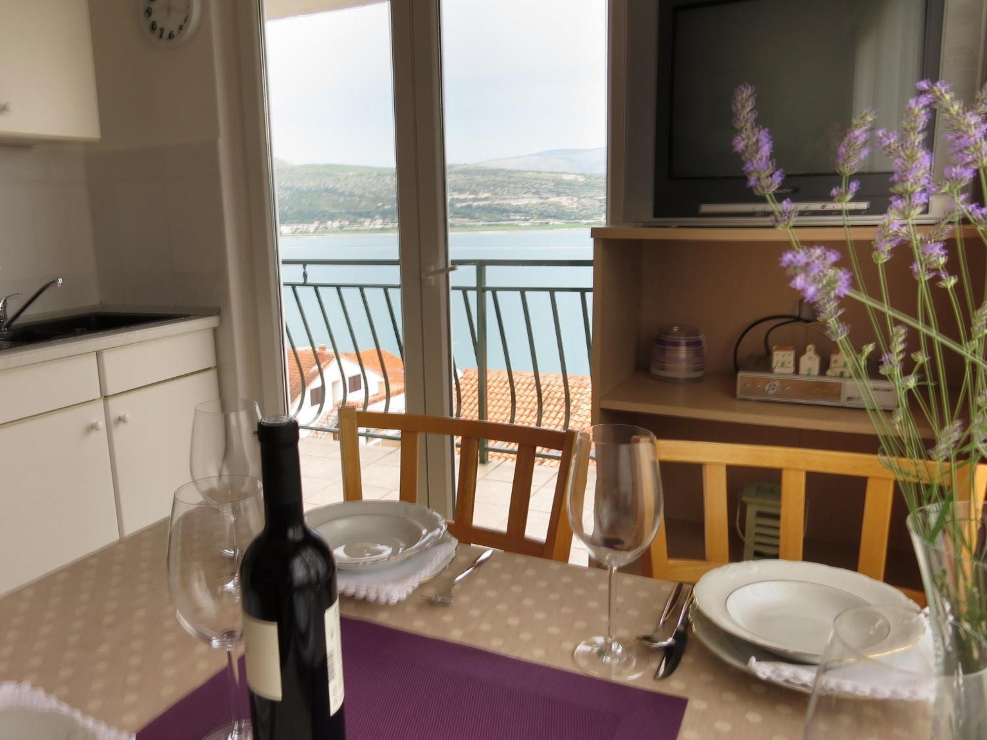 Apartments Barba Trogir Exteriör bild