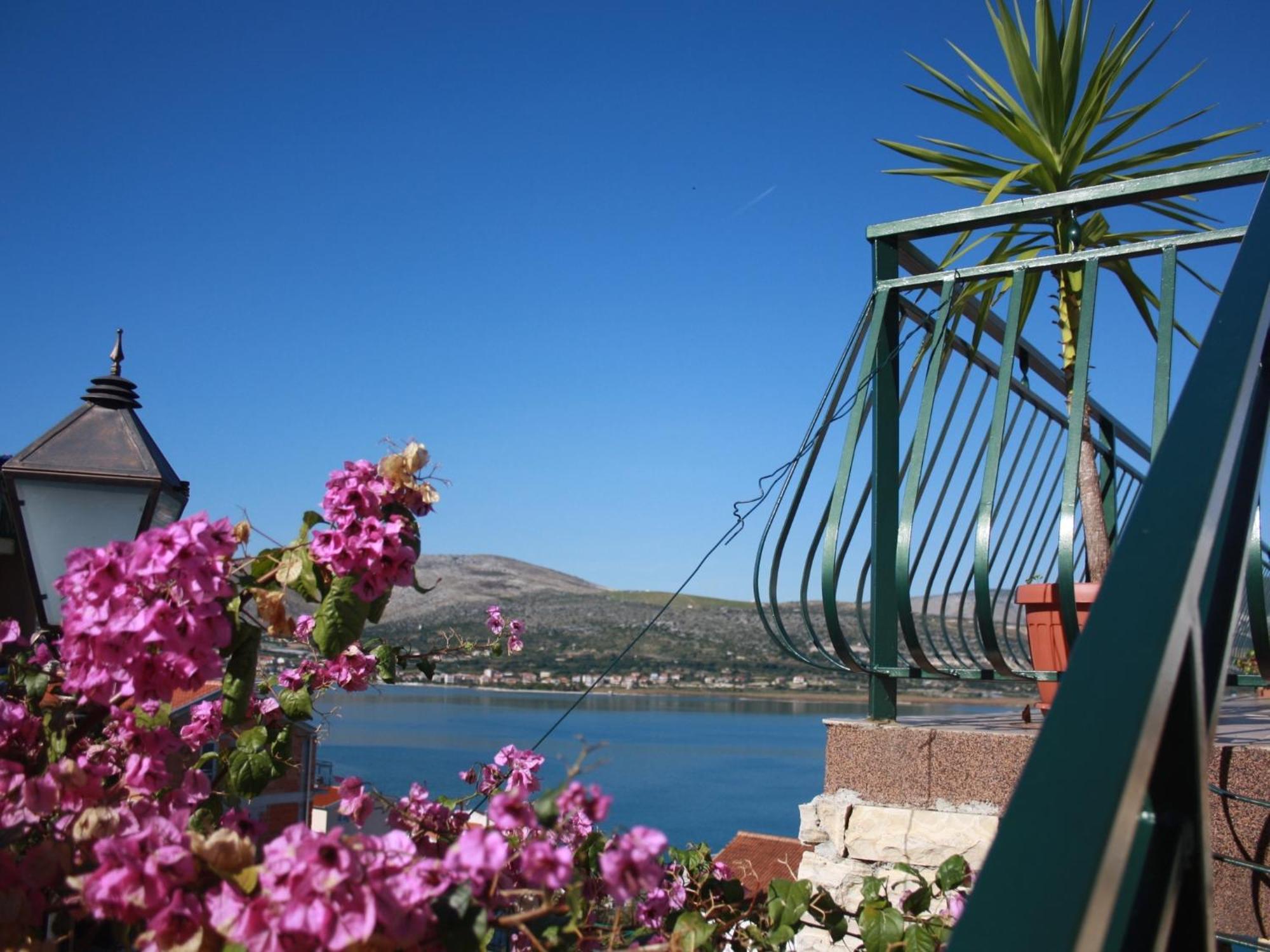 Apartments Barba Trogir Rum bild